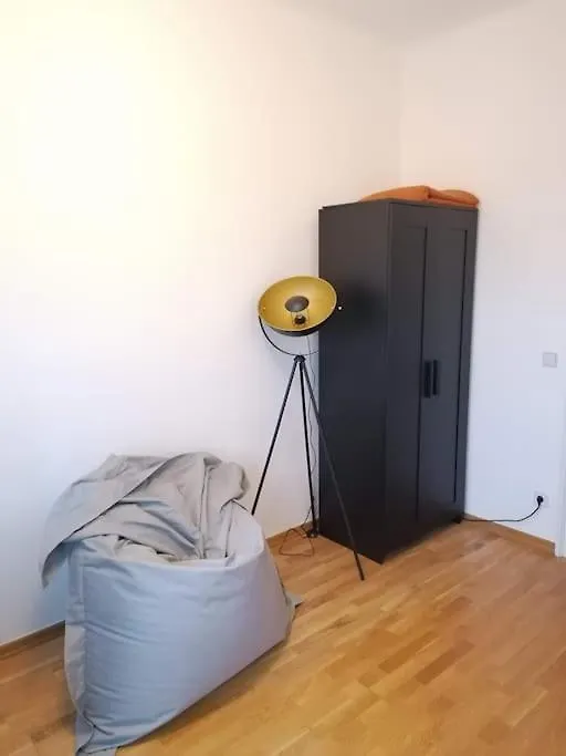 Zwei Charmante Privatzimmer Mit Wohnbereich In Zentraler Berliner Wohnung 0*, Berlin