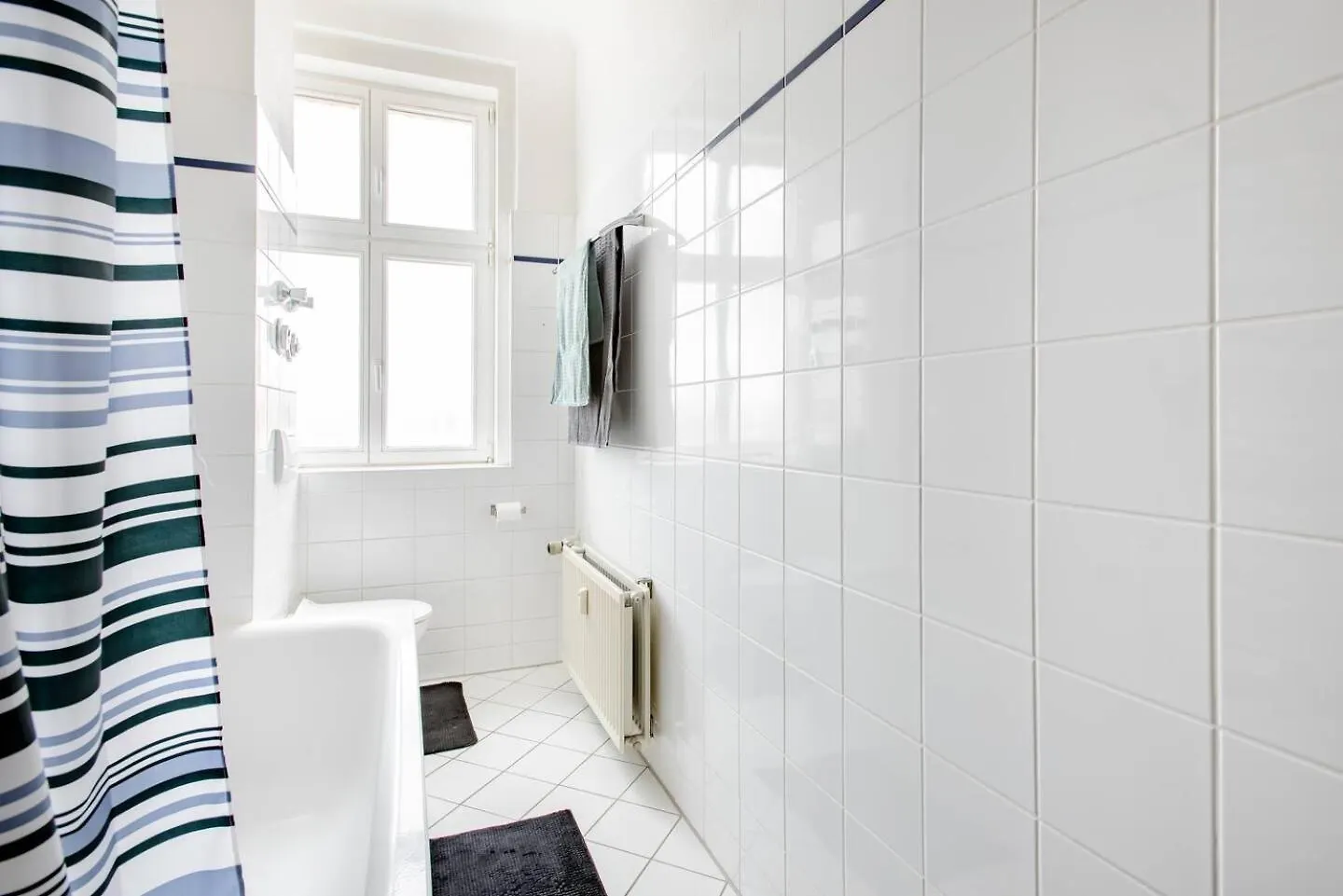 Zwei Charmante Privatzimmer Mit Wohnbereich In Zentraler Berliner Wohnung Apartment Berlin
