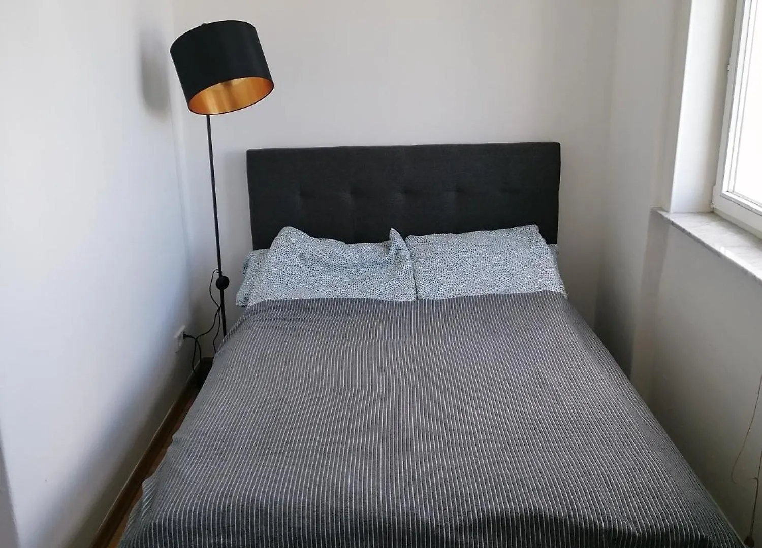 Apartment Zwei Charmante Privatzimmer Mit Wohnbereich In Zentraler Berliner Wohnung Germany