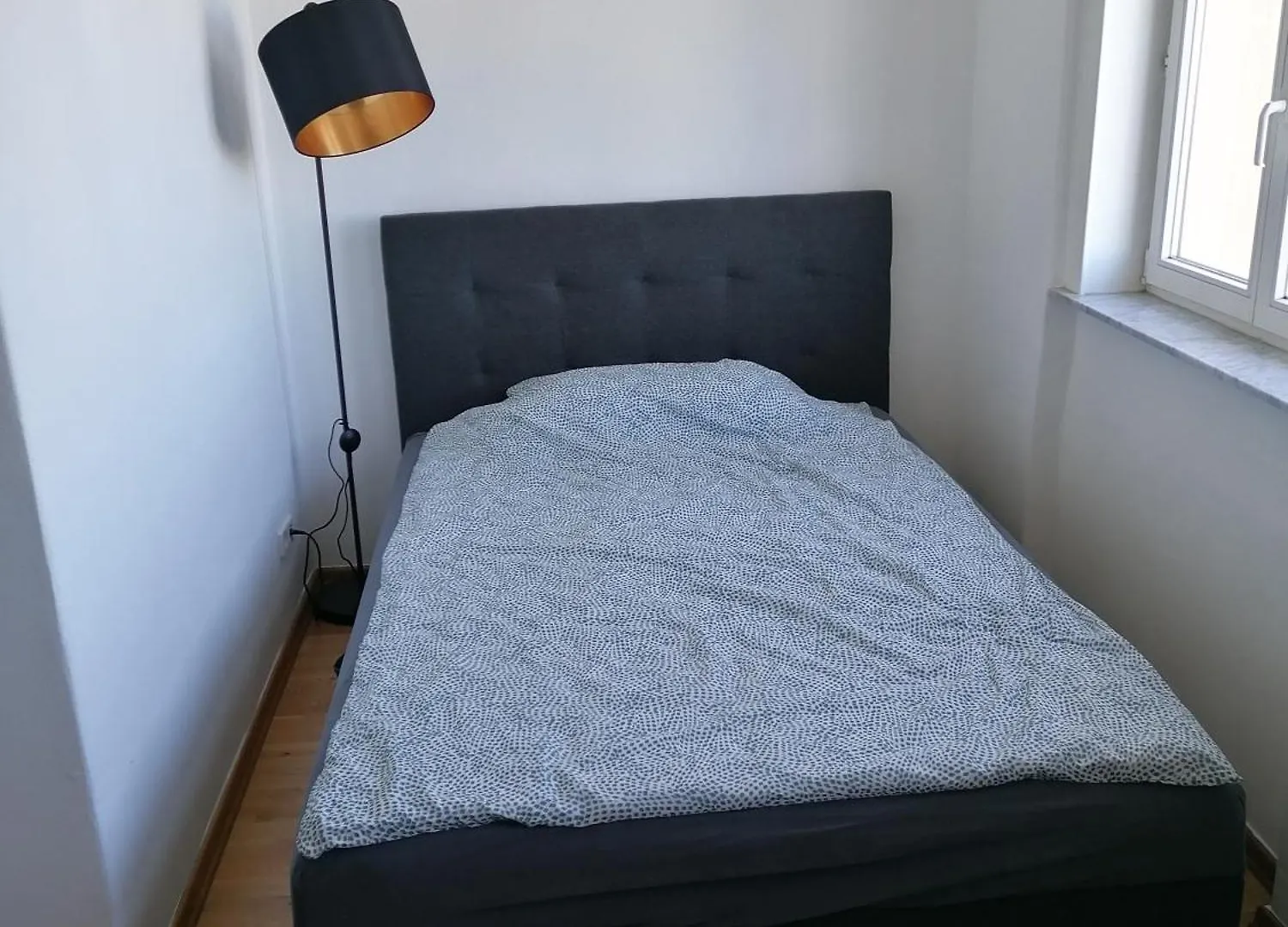 Zwei Charmante Privatzimmer Mit Wohnbereich In Zentraler Berliner Wohnung Berlin