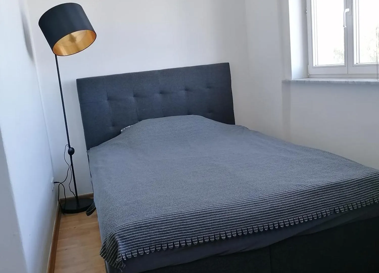 Apartment Zwei Charmante Privatzimmer Mit Wohnbereich In Zentraler Berliner Wohnung