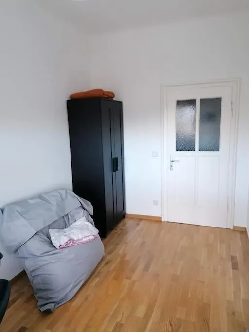 Apartmán Zwei Charmante Privatzimmer Mit Wohnbereich In Zentraler Berliner Wohnung